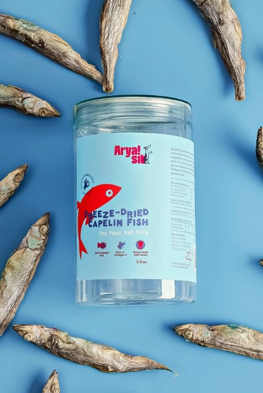 Arya Sits Freeze-Dried Capelin Treats 3oz