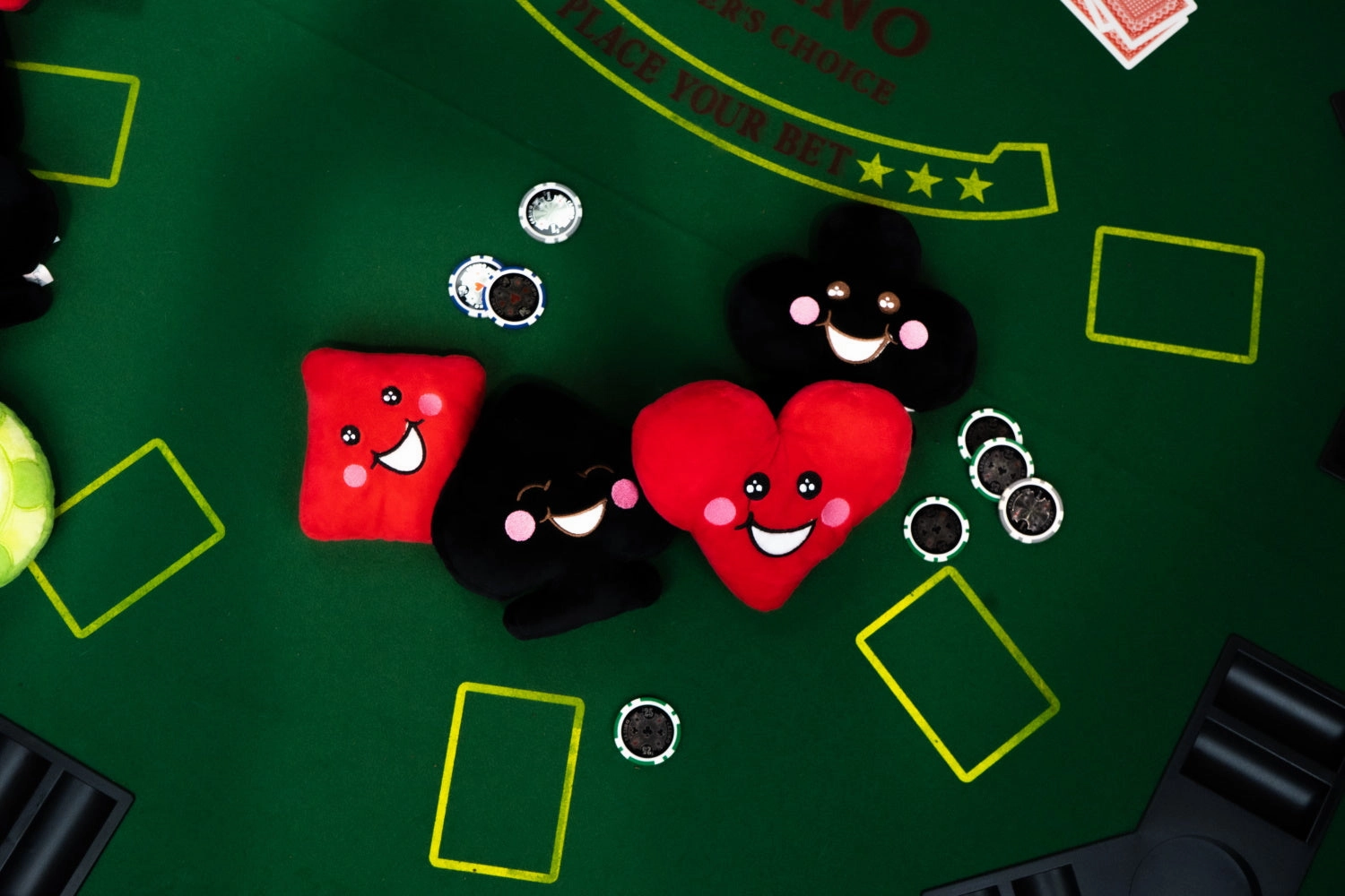 DoggyTopia Poker Club - Heart Dog Toy