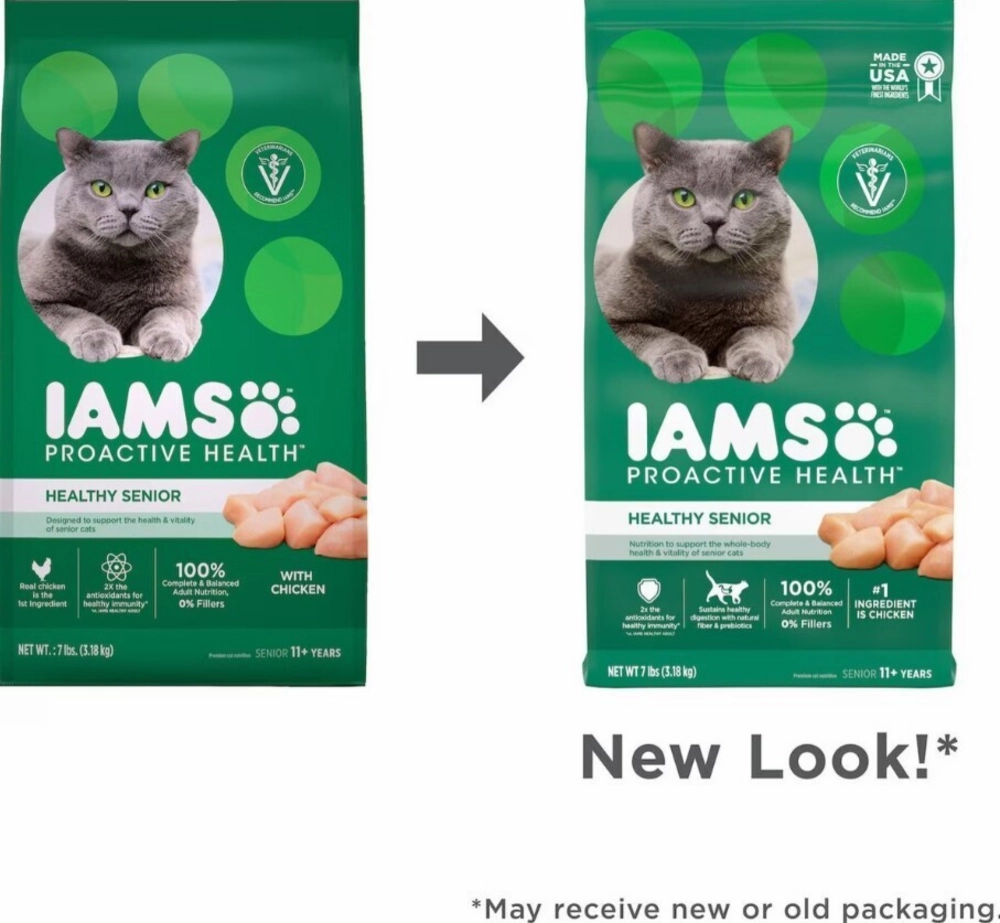 Iams ProActive Health Lively Senior 11  Chicken Recipe Dry Cat Food