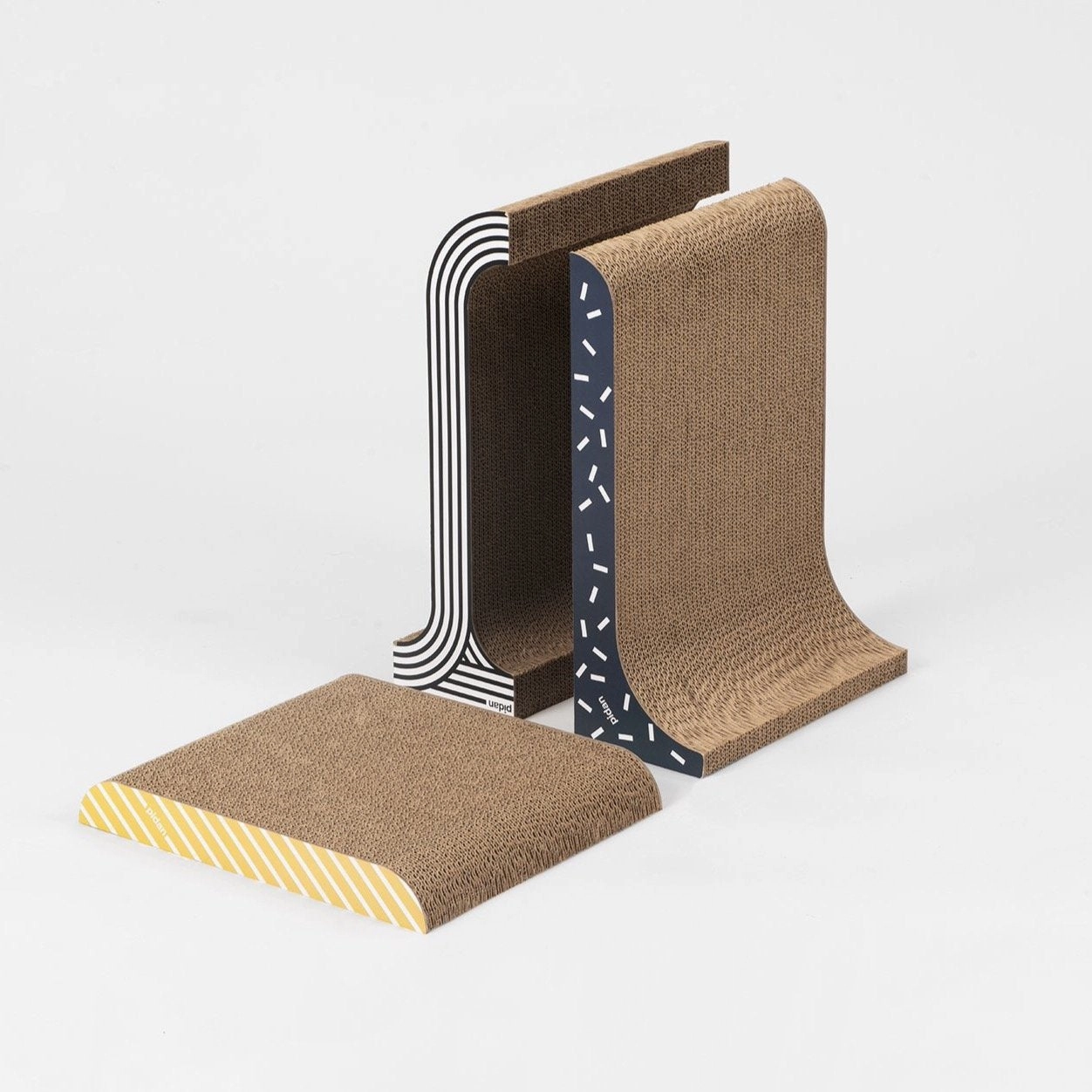 Pidan 2   1 Cat Scratcher