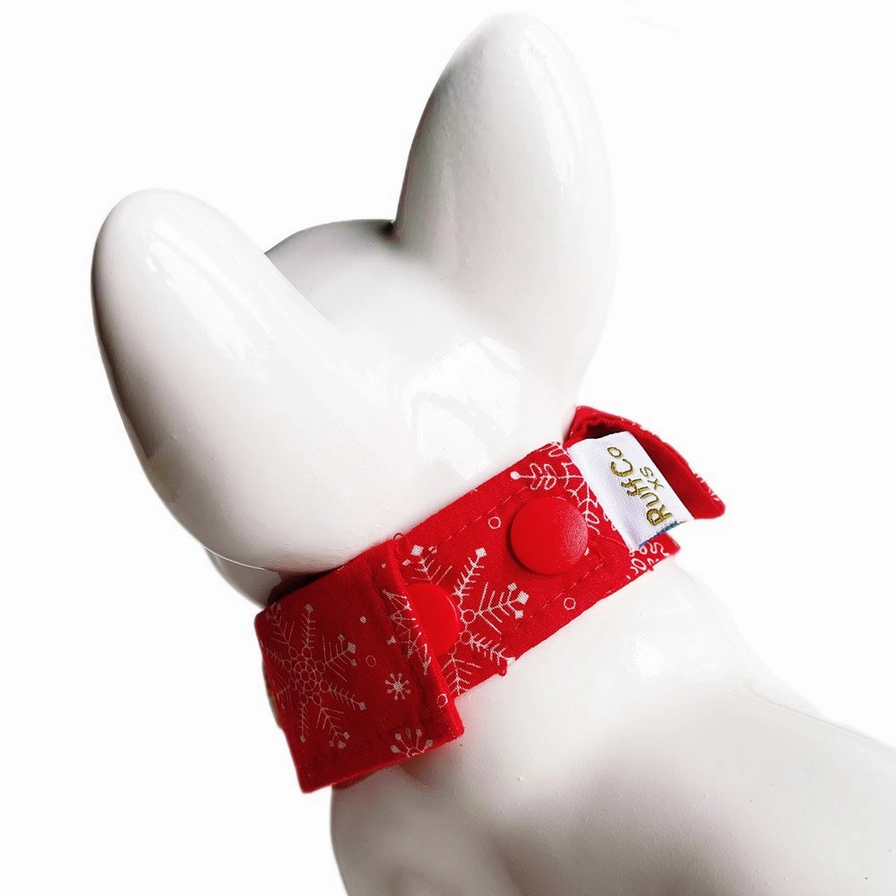 RuffCo Handcrafted Bowtie Button Collar For Cats & Dogs (Red Snowflake)
