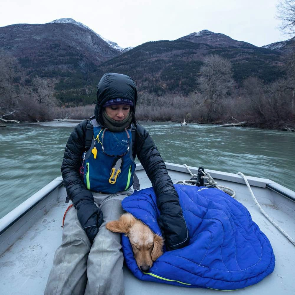 Ruffwear Highlands Lightweight Sleeping Bag Dog Bed